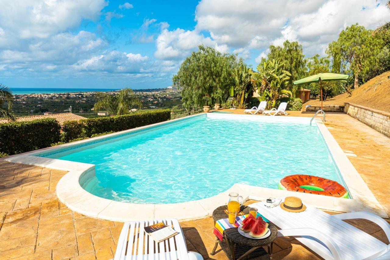 Solemar Sicilia - Le Casette Di Calzata カンポフェリーチェ・ディ・ロッチェッラ エクステリア 写真